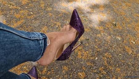 my purple high heels are totally broken HD mp4 1920x1080