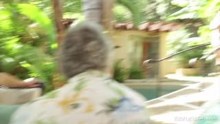 Leyla Falcon pay a visit to the pussy man