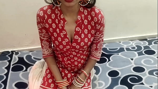 Desi Indian village bhabhi ne khula parlor officer ko Rishwat na Dene par aapni gaand marwai xxx Hd in Hindi audio 7 min