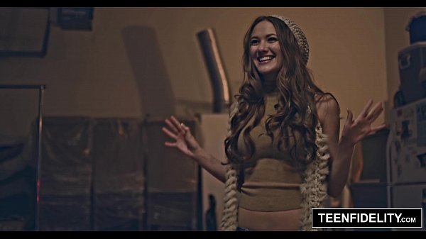 TEENFIDELITY Samantha Hayes Gets A Mouthful of Cum for X-Mas 16 min