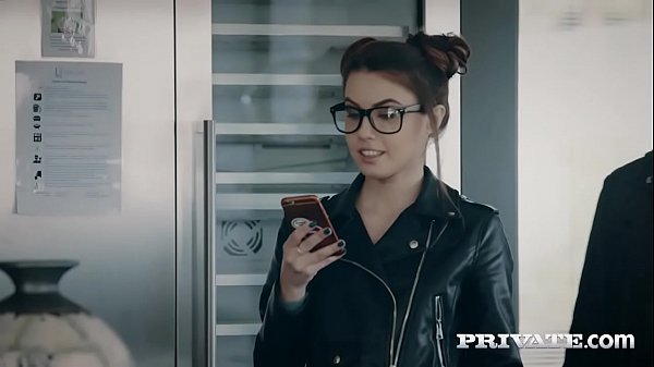 Nerdy young lady Elle Rose loves Anal 10 min