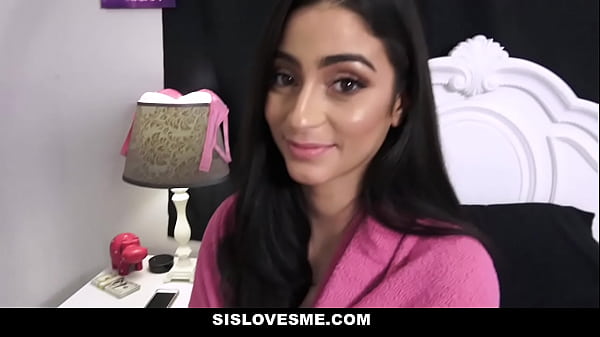 SisLovesMe - Teen Stepsister (Jasmine Vega) Bribed To Suck My Cock 12 min
