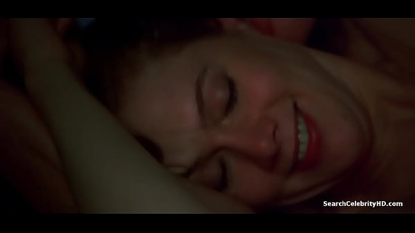Kathleen Turner Crimes passion 67 sec