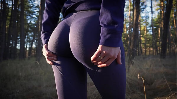Latina Milf In Super Tight Yoga Pants Teasing Her Amazing Ass In The Forest 6 min