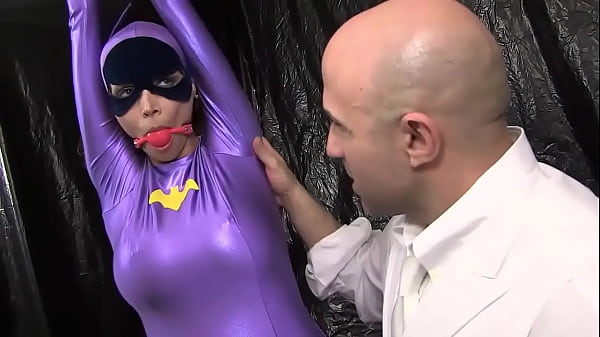 Batgirl - Broken Will XXX Anna Bell Peaks 94 sec