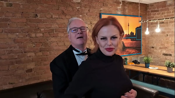 Bad butler fucks Manic Pixie! 28 sec