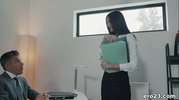 Hot secretary and her big cocked boss - Eliza Ibarra and Mick Blue 6 min