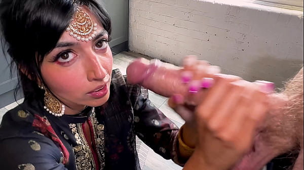 Bhabi Aaliyah Yasin cheats on her husband with Danny D 16 min