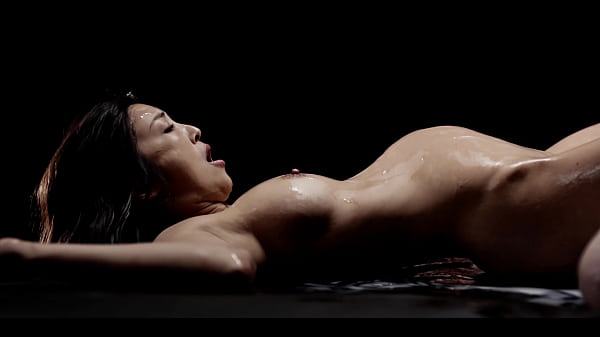 Asian Babe Emiri Momota Gets Filled With INSANE Amount Of Cum And Squirts All Over The Place - Cumflation Rough Sex TRAILER 95 sec