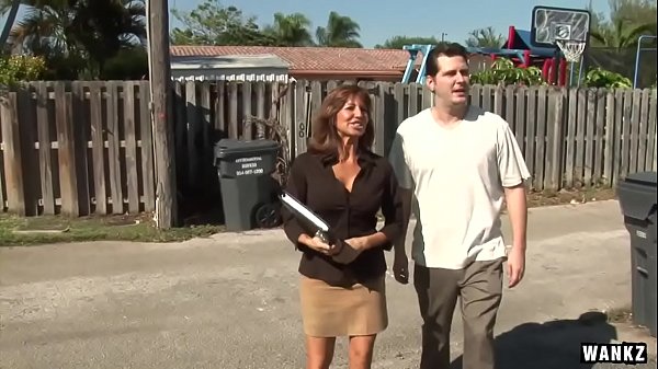 WANKZ- Tara Holiday is the Sexiest Realtor 4 min