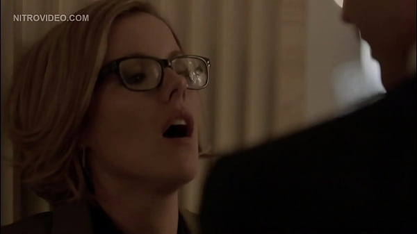Kathleen.Robertson Boss 91 sec